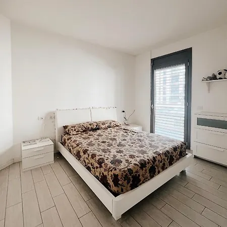 Appartement Maderna Charme *