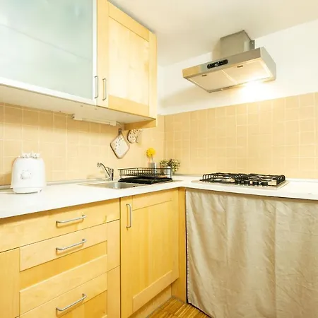 Pastrengo Apartament *