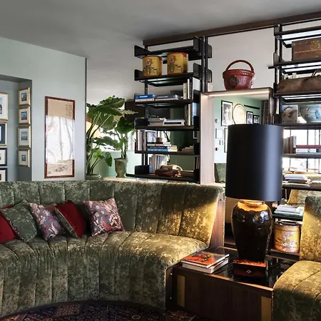 Radisson Collection Hotel, Santa Sofia 5*