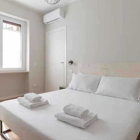 Apartment Italianway - Stradivari 4 Milan