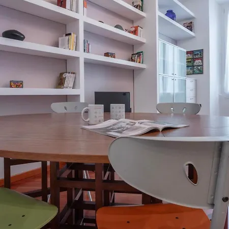 Italianway - Maroncelli 2 B Милан