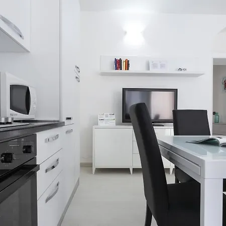 Italianway - Rosolino Pilo 7 *