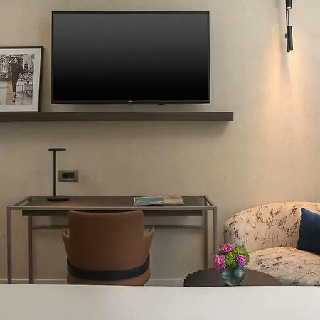 Hotell Nh Collection Life 4*