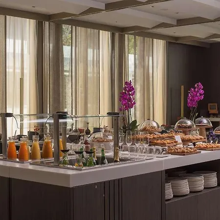 Nh Collection Life Hotel Milaan
