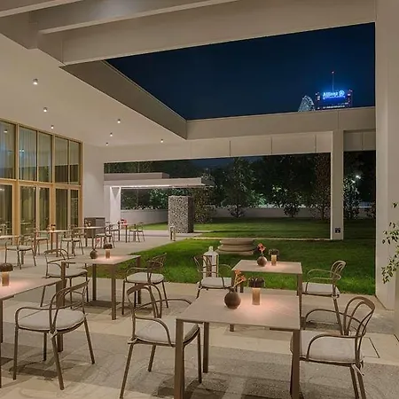 Nh Collection Life Hotel Milaan
