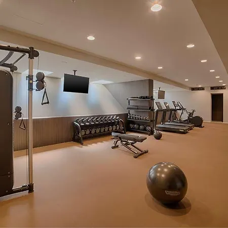 Nh Collection Life Otel
