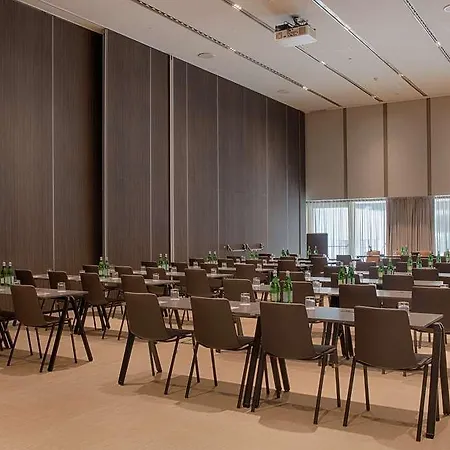 Nh Collection Life Hotel Milaan