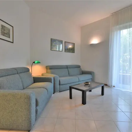 Mac Mahon By Interhome Milan