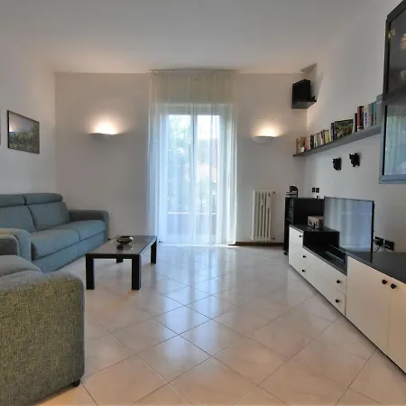 Mac Mahon By Interhome Milano
