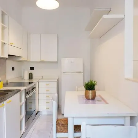 Apartamento Ihost - Premuda 17 Milão