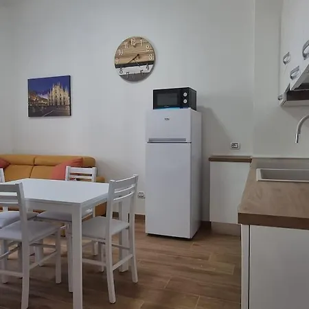 Bilocale Con Park Privato Milano