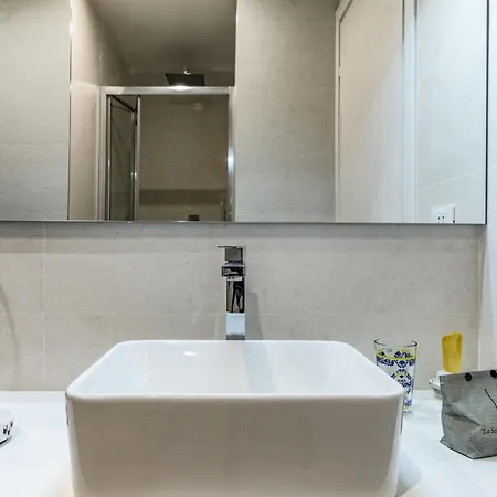Nuovo Appartamento Ristrutturato - Santa Croce Apartment Milan