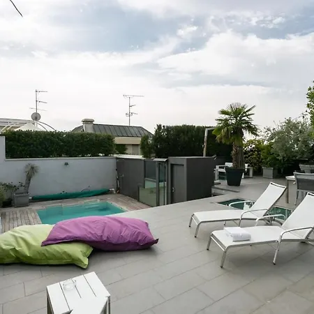 Penthouse Eleganza 4-bedroom מילאנו