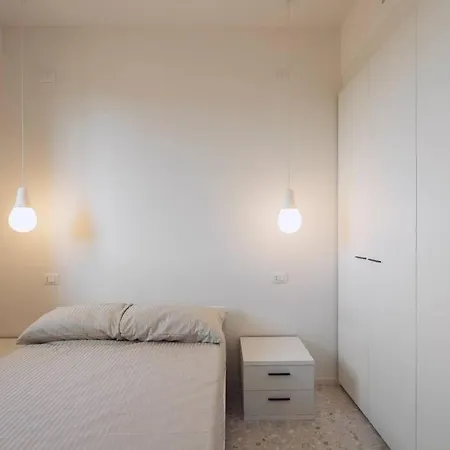 Attico Nei Navigli Milano-4b+4c דירה
