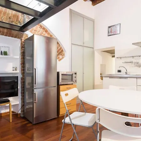 Cozy Flat - Amazing Navigli Area *