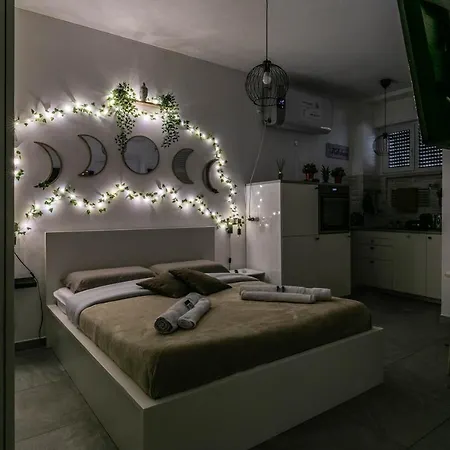 Eden House Sansiro-duomo Netflix & Design Apartmán