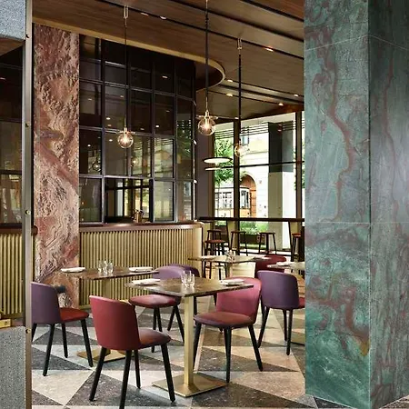 Verticale | Esperienze | Preferred And 4* Milan
