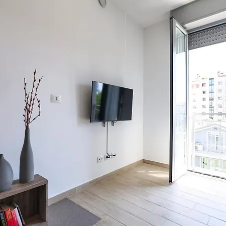 Primopiano - Bonomi Apartman *