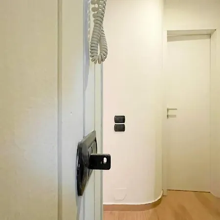 Apartment New Central Flat Mailand