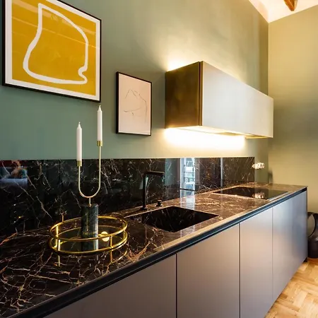 Luxury In Isola - Ca24 Apartmán *