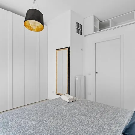 Cav4 - In The Heart Of - Apartment