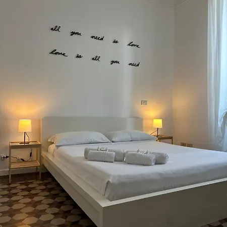 Xenia - Bright And Elegant * Milano