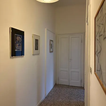 Xenia - Bright And Elegant Apartment *
