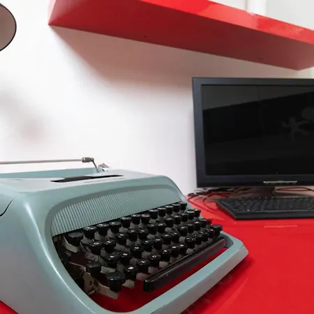 Italianway - Cucchiari 26 * Milano