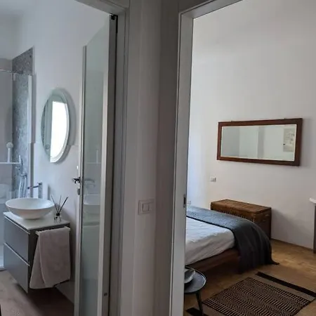 Modern And Comfortable Near The Subway * Mediolan