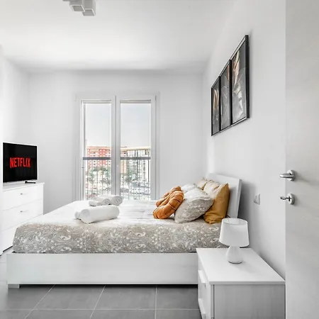 Apartment Harmony House - Rho Fiera 6min - Free Parking - Terrace Milan