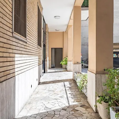 Cozy X4 - 450 Far From Lambrate Fs