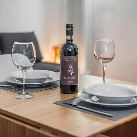 Duomo In 10 Minutes - Quiet With Free Netflix And Wifi * Milán