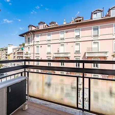 Cozy X4 - 450 Far From Lambrate Fs Apartment Milan