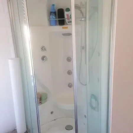 Two-room - 10 Min Walk From Isola *