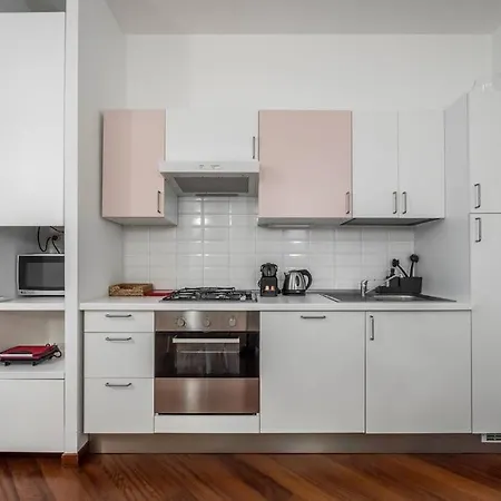 Duomo In 10 Minutes - Quiet With Free Netflix And Wifi *