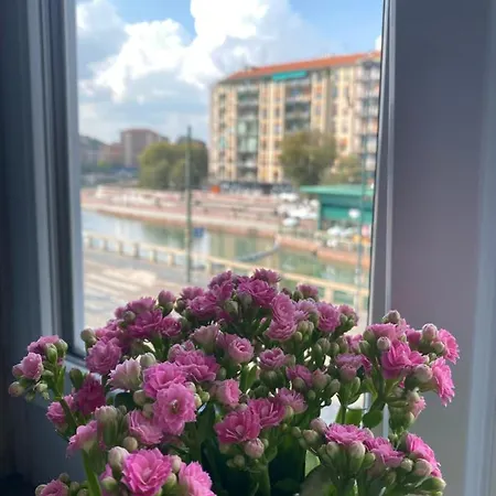 Casa Darsena Apartment *