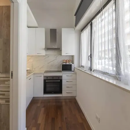 Youhosty - Desenzano 7 Apartment