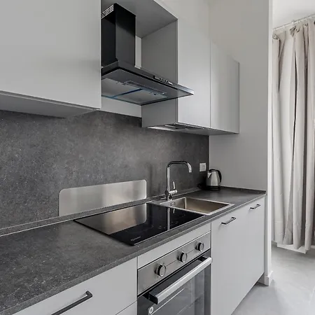 Im - Napo Torriani Stazione Mailand