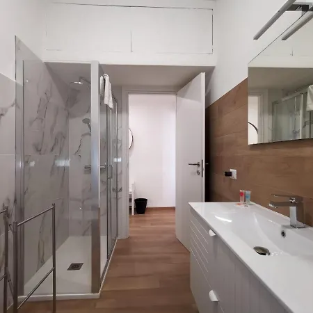 L'arche Comfort & Relax - House In The Trees Milano