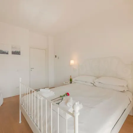 Ferrucci, 10 - Elegante Oasi Urbana A * Milán