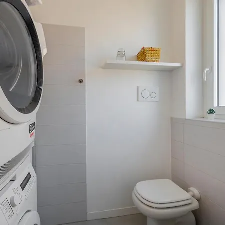 Apartament Ferrucci, 10 - Elegante Oasi Urbana A