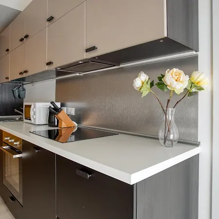 Joivy Vibrant 2bed With Balcony * Milan