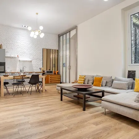 Joivy Modern And Spacious Family Flat *