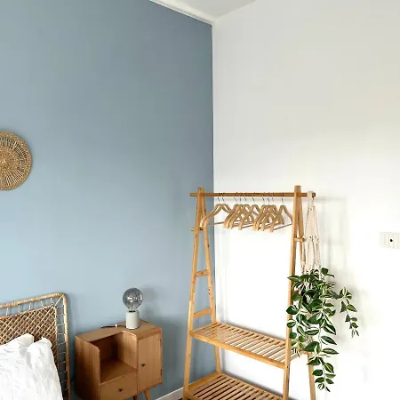 Your Window On The City - Via Gioia