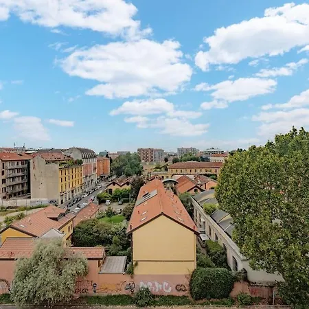 Lovely - 15 Minutes To Duomo Apartament