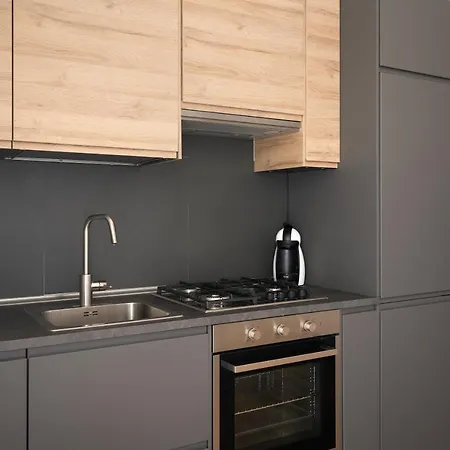 Santa Tecla Living Taramelli 66 * Μιλάνο