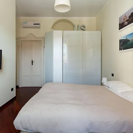 Casa Delle 5 Giornate Di Apartment
