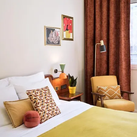 Max Brown Missori, Part Of Sircle Collection 4* Milan