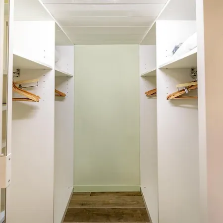 Soppalchino In Via Savona Appartamento *