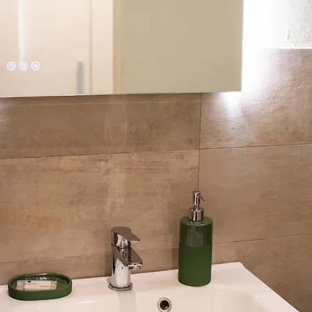 Soppalchino In Via Savona